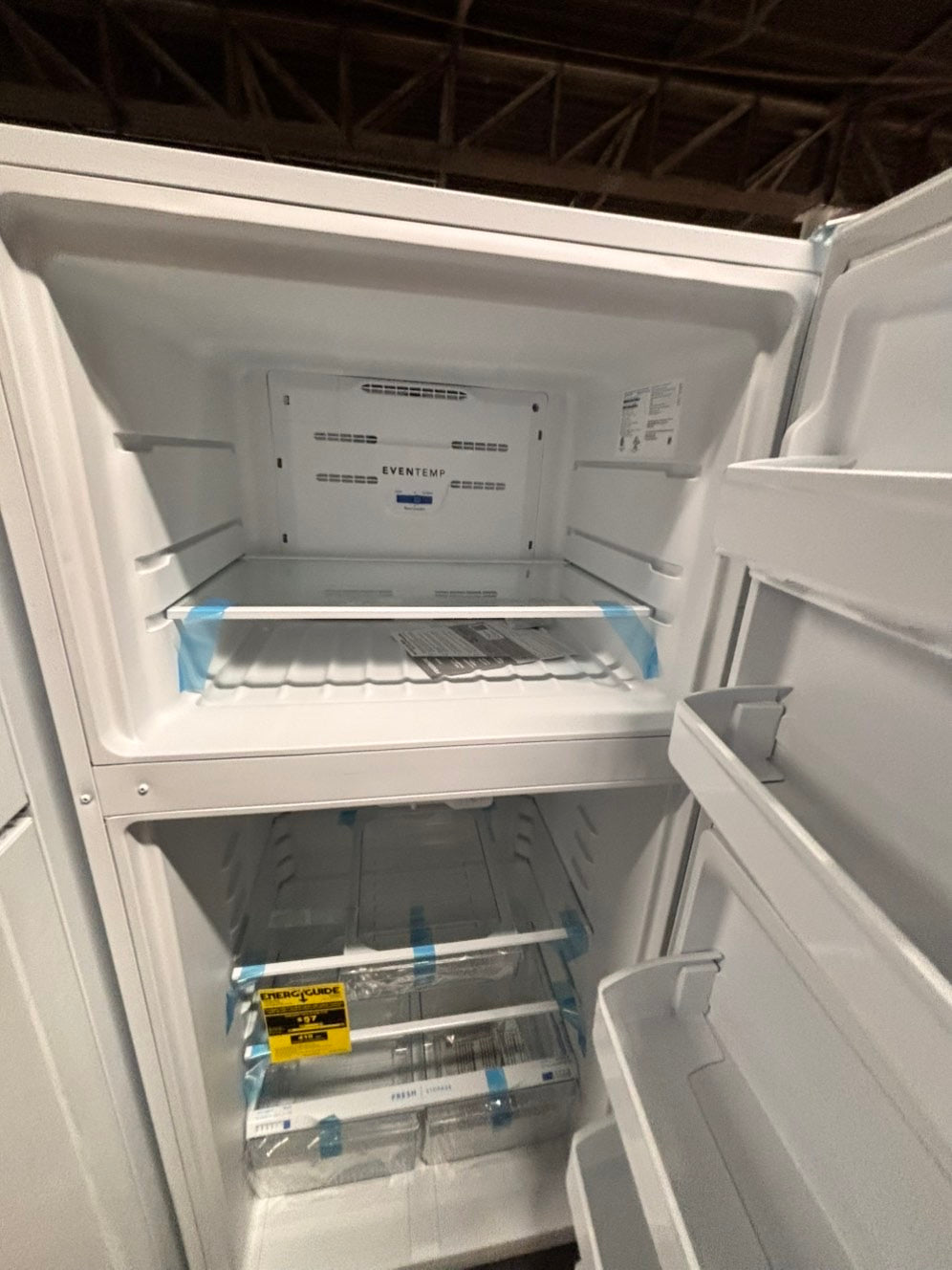 >Open box 📦 New scratch & dent Frigidaire 30” in. Top Freezer Refrigerator in white color #RSD55B