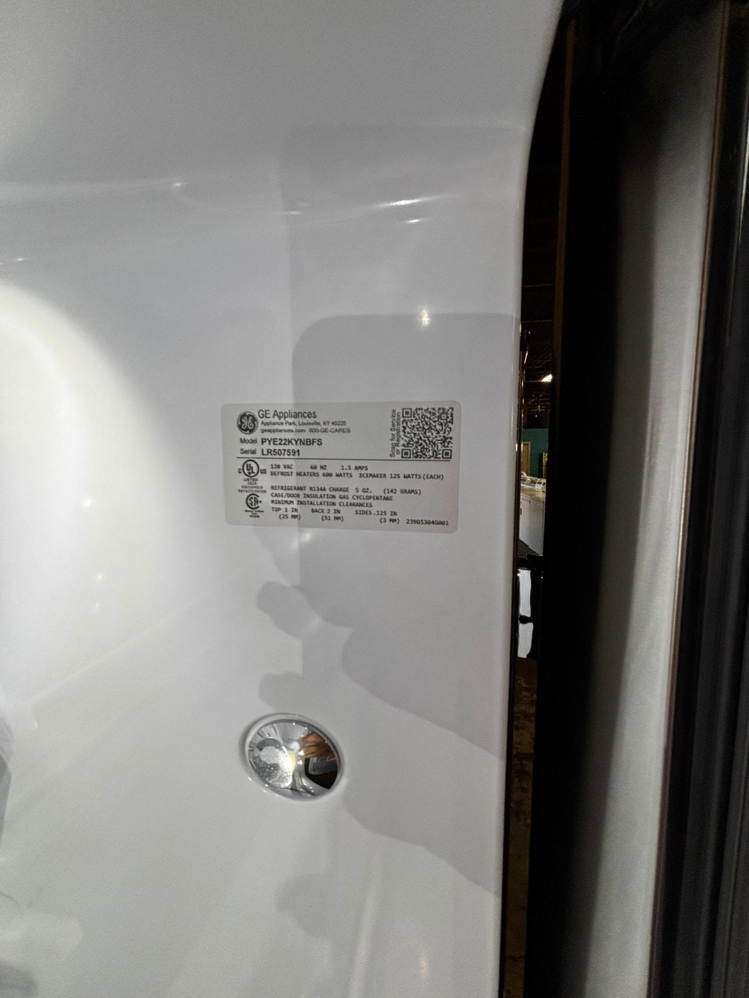 Used | Refurbished 22cu.ft -GE counter depth french door refrigerator stainless steel w/ice water dispenser 36" #RF6311b