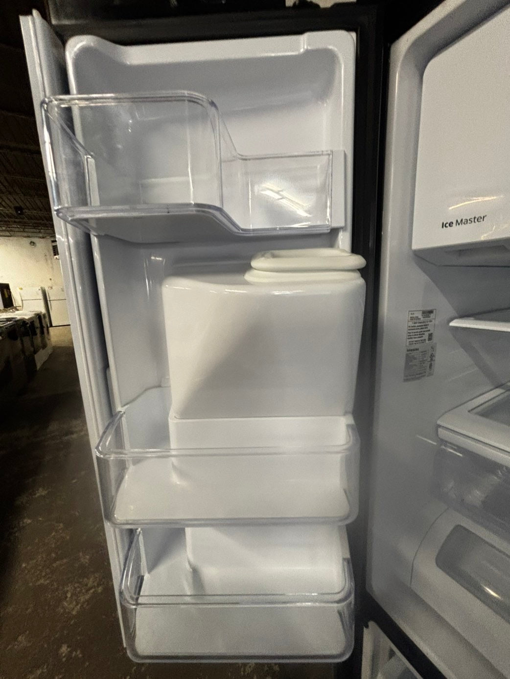 - Samsung 26cu.ft French door Refrigerator black stainless steel w/ice water dispenser 36" #RF740JB