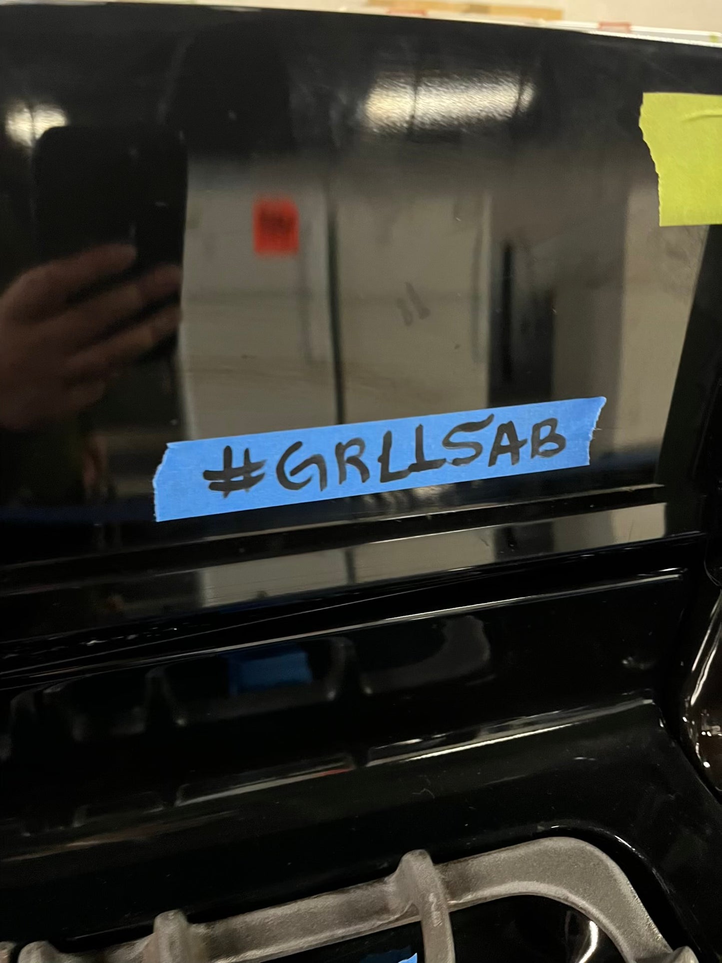- Frigidaire GAS range black 5 burner bake broil self clean 30” item number #GR115AB