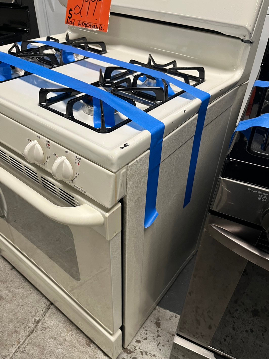 GE Gas range 4 burner bake Temp Recall broil hi/lo in off white Refurbished 30" #GRR00B