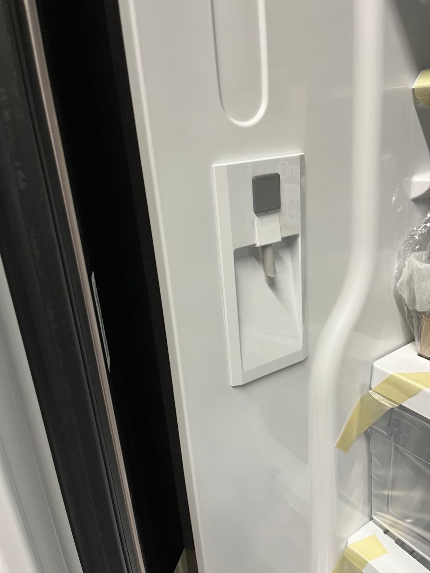 Open Box 📦 GE French Door Refrigerator stainless steel w/ice maker and water dispenser inside - Item number #RF634NB 36” in