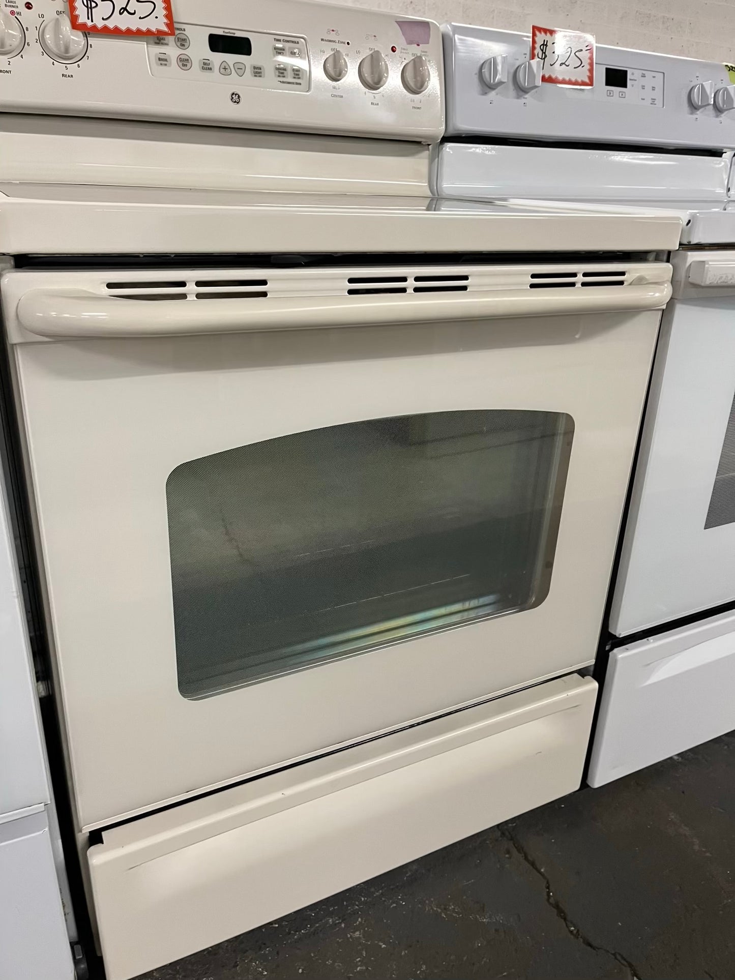 GE off White electric range 5 burner warming zone bake broil self clean 30” #RF900KB-TR
