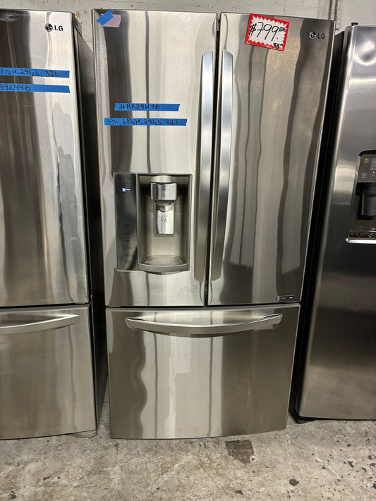 LG French door Refrigerator stainless steel w/ ice water dispenser 33" #RF29H7B