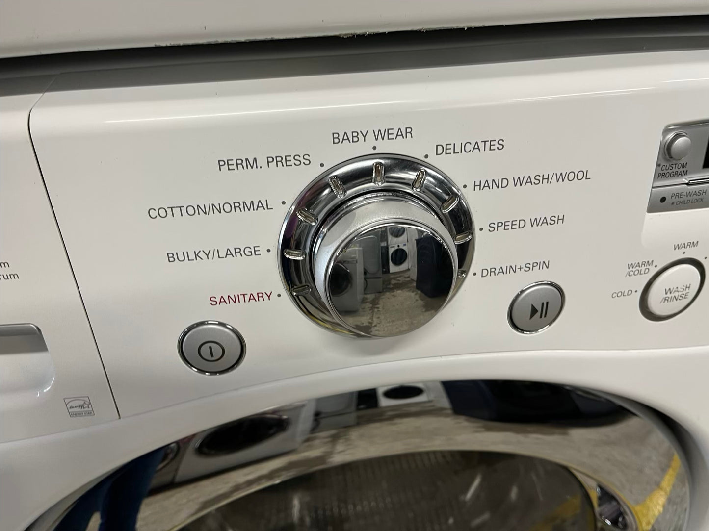LG GAS washer & dryer set front load stackable in white 30" in Refurbished #WD928HB