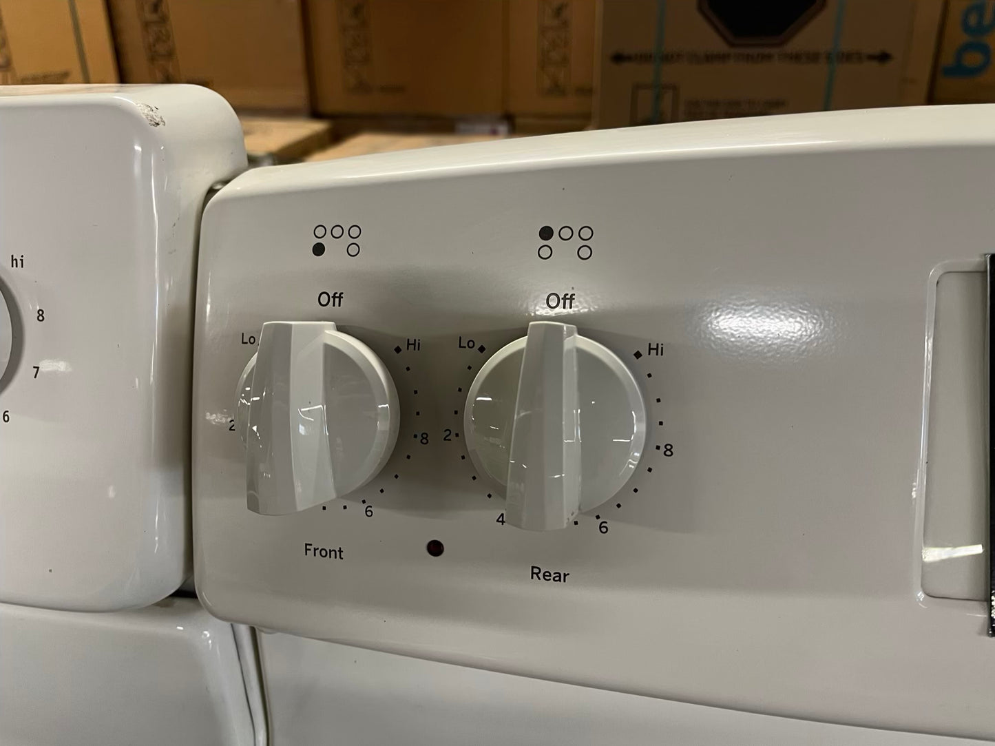 GE electric range 220v 5 burner warm zone convection bake roast broil hi/lo steam clean in off white Refurbished 30" #ER179YB