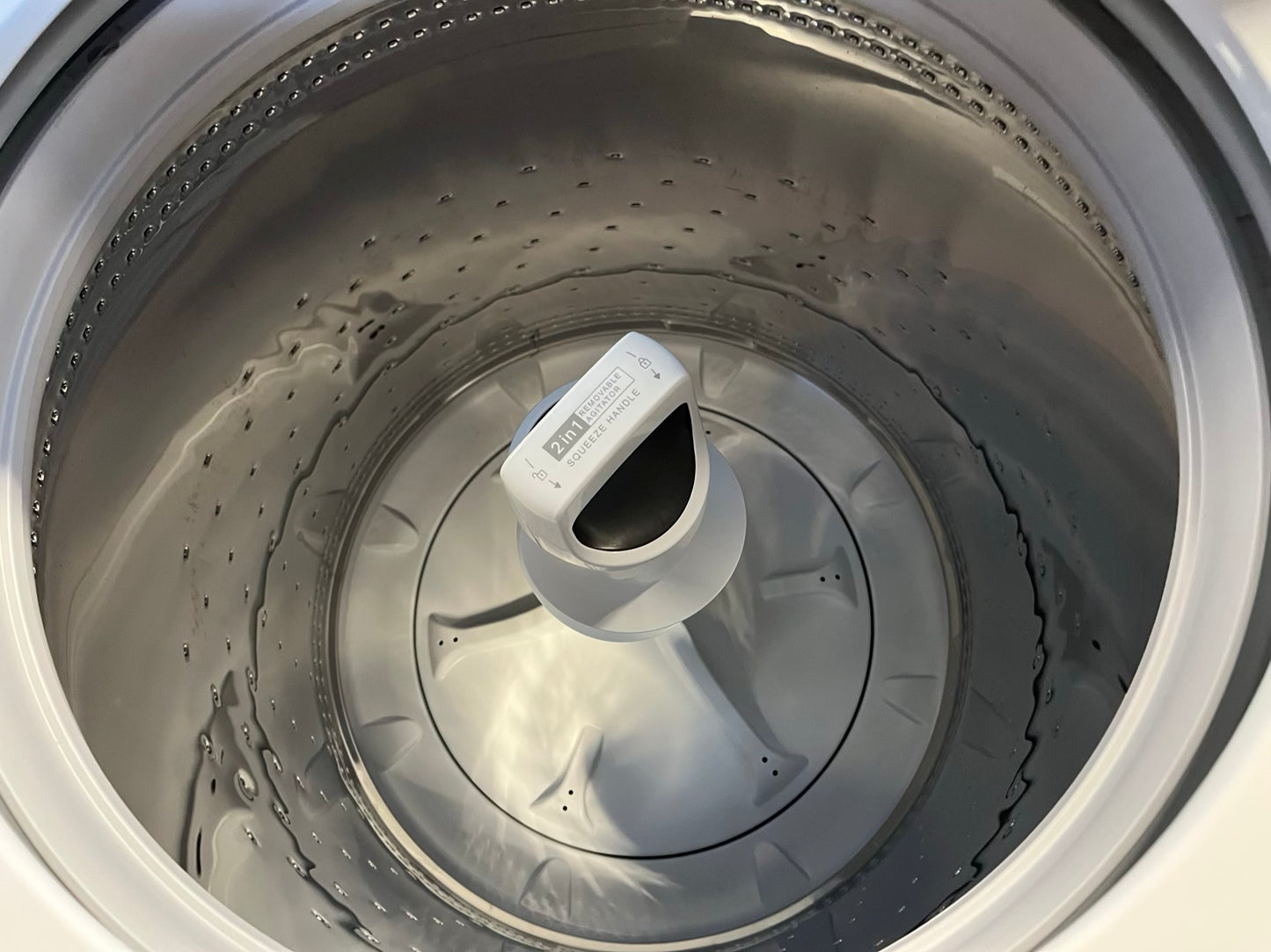 Whirlpool top load washing machine stainless steel drum w/agitator & side x side electric 220v dryer in white 29" #ED501UB