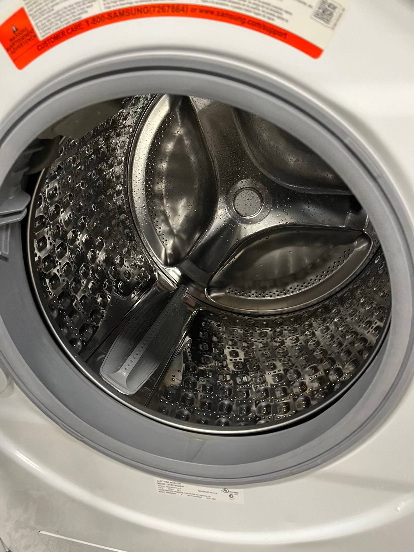 Samsung washer 4.5 cu ft & dryer 7.5 cu ft set electric 220v front load stackable or side by side -sensor dry He in white #WD810VB