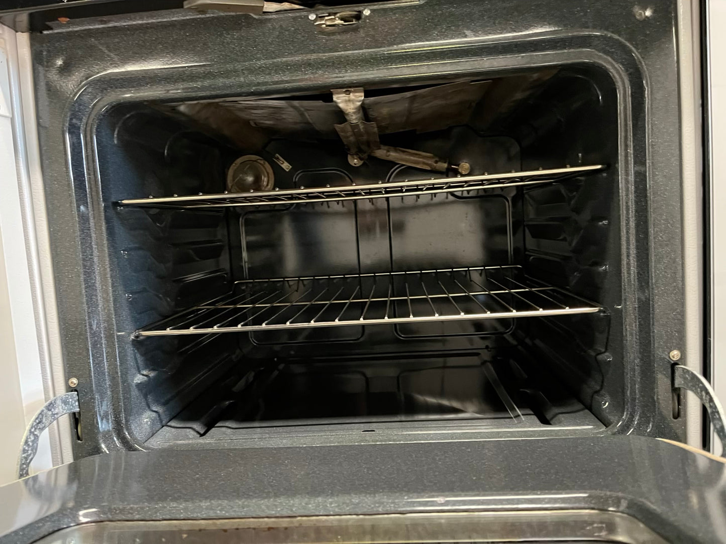 GE Spectra gas range 4 burner broil self clean in black & white 30" #CR810NB