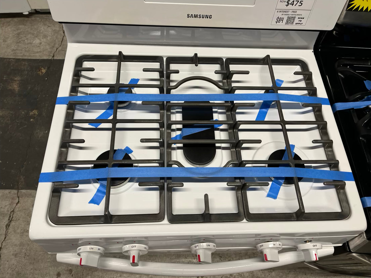 Samsung gas range 5 burner bake broil in white Refurbished 30" #GR209DB