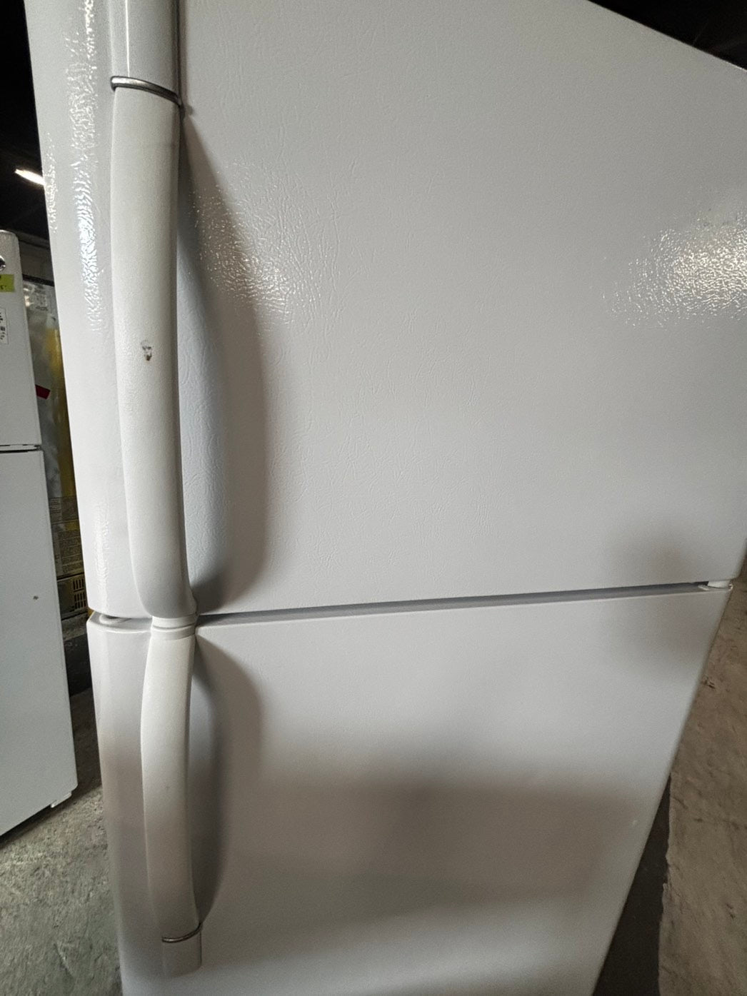 - Flash sale⚡️ Kenmore top freezer refrigerator 18cu.ft in white 30" ITEM #RFK311RB