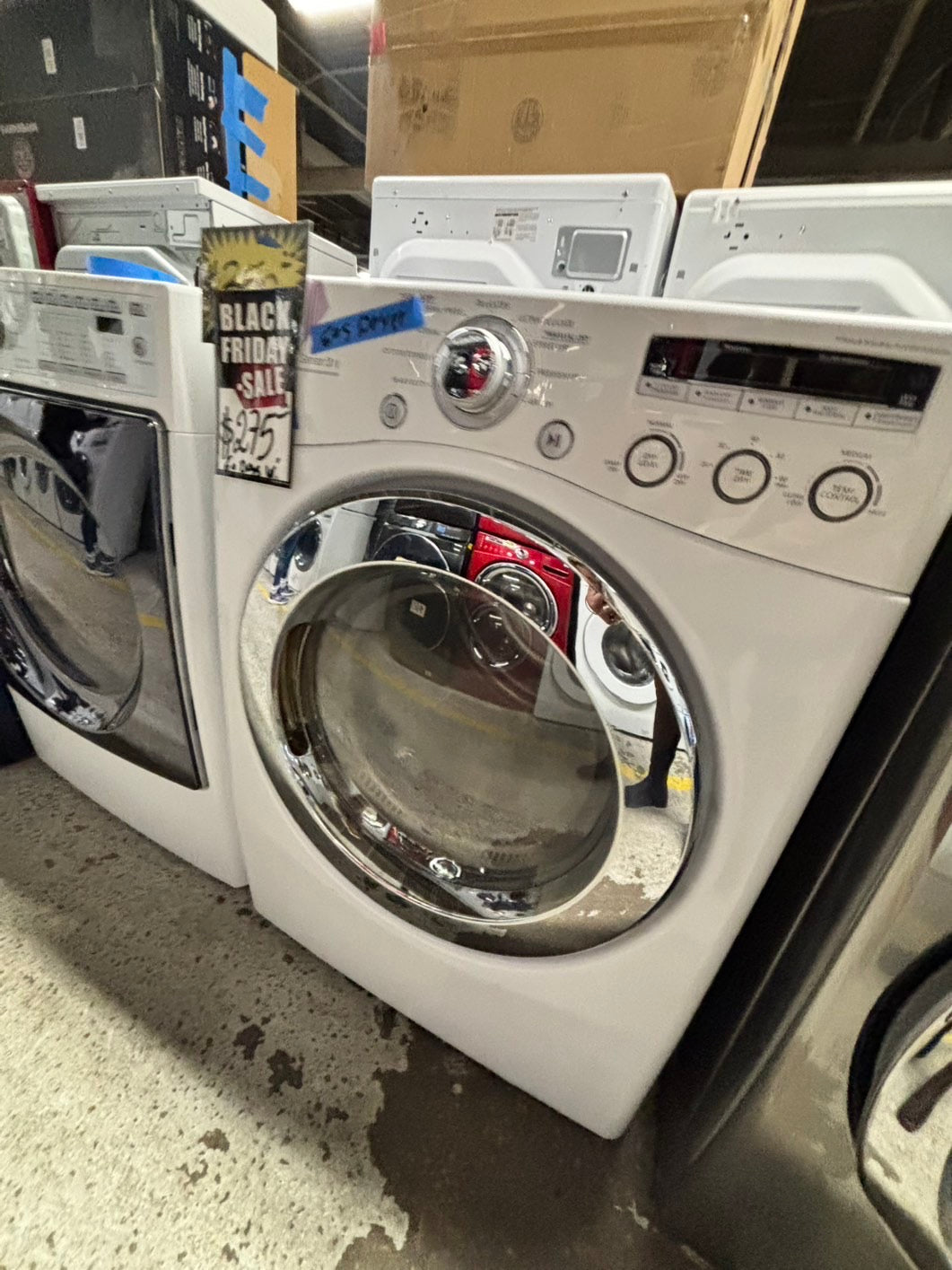 -📢black Friday sale 🦃  LG  front load stackable GAS dryer in white , stainless steel drum 27" #ED411GB