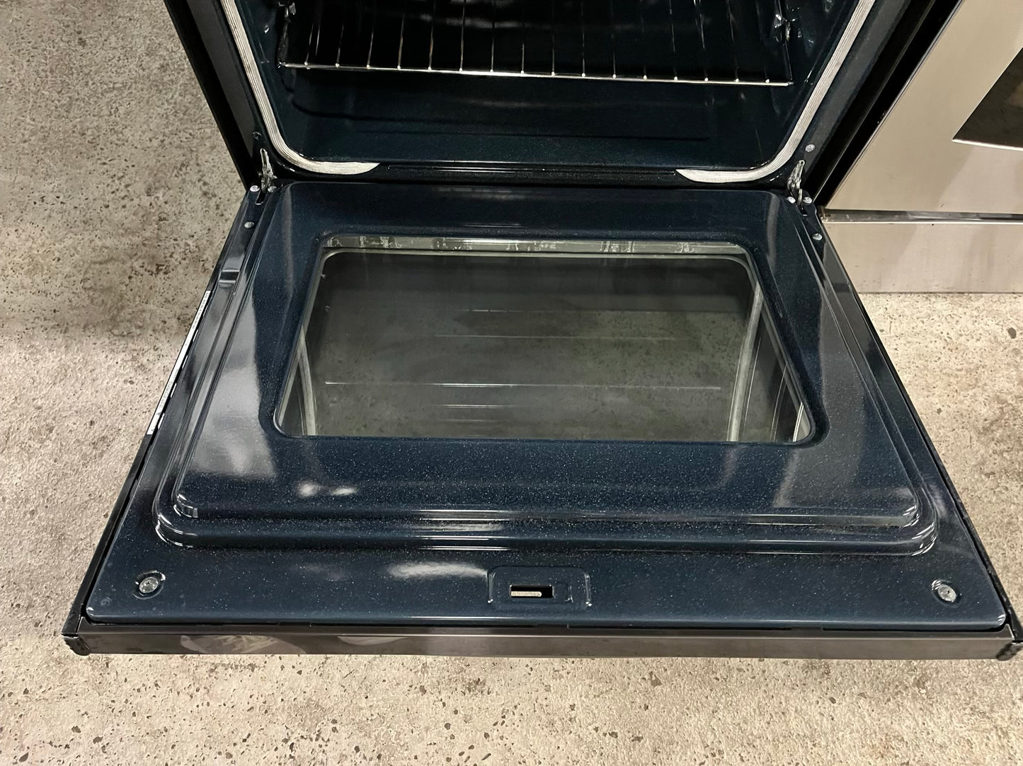 - Samsung glass top electric range 220v 4 burner bake broil fast boil steam clean Refurbished stainless steel 30" #ER318SB