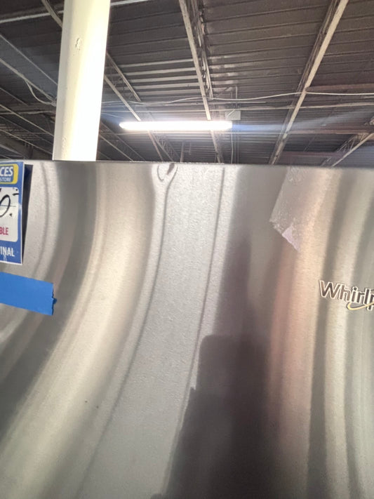 >Whirlpool 30” top freezer refrigerator in stainless steel-used refurbished 30’ #RF3004B