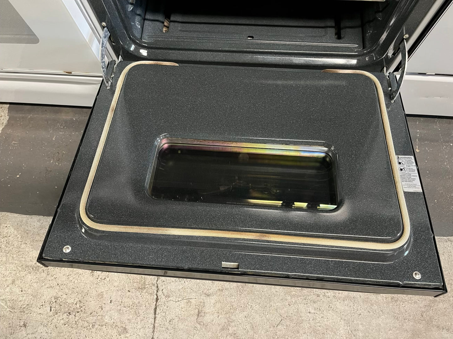 GE Spectra gas range 4 burner broil self clean in black & white 30" #CR810NB