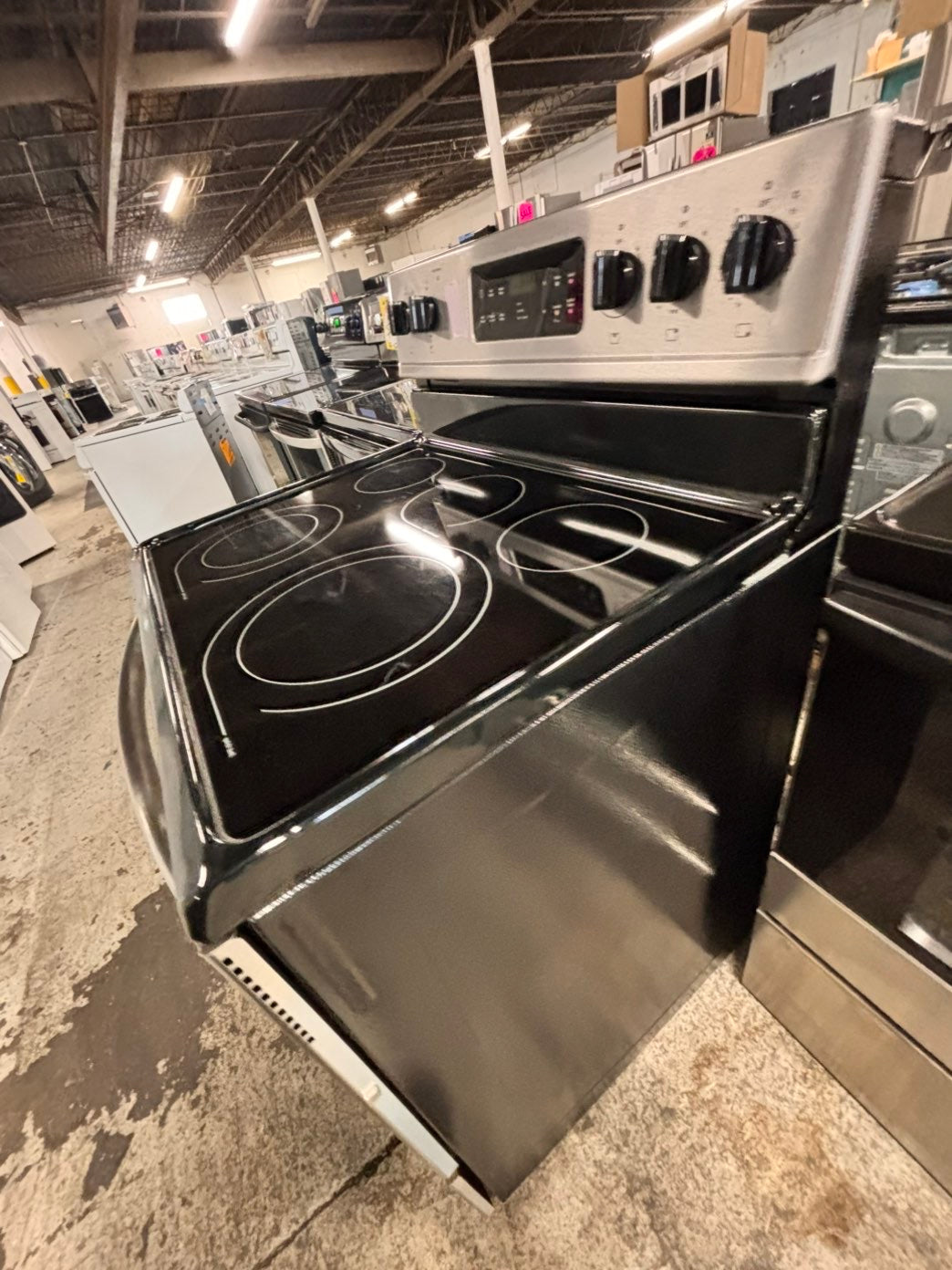 >🎈SALE🔥frigidaire Glass Top electric stove  bake /broil 5 burner convection oven,Self clean 30” stainless steel stove ,used-Refurbished   #EEF5ZAB