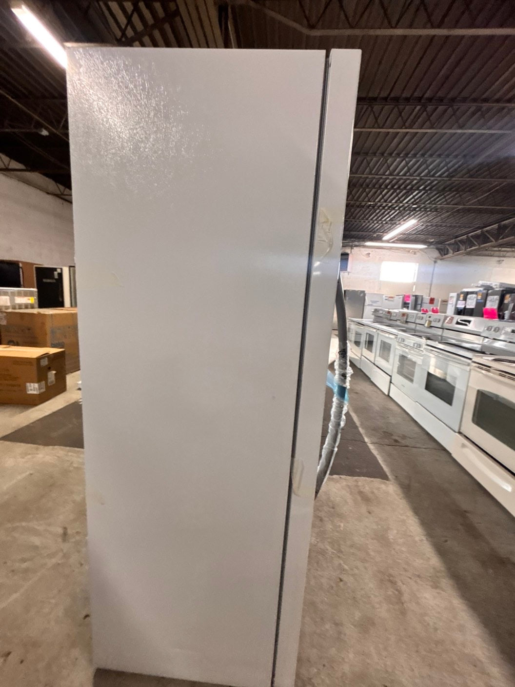 Open box 📦 scratch & dent 33’”in. 20 cu. ft. Garage Ready Freezer in White with Temperature Alarm and Auto-Close Door, ENERGY STAR #FZR43SBB