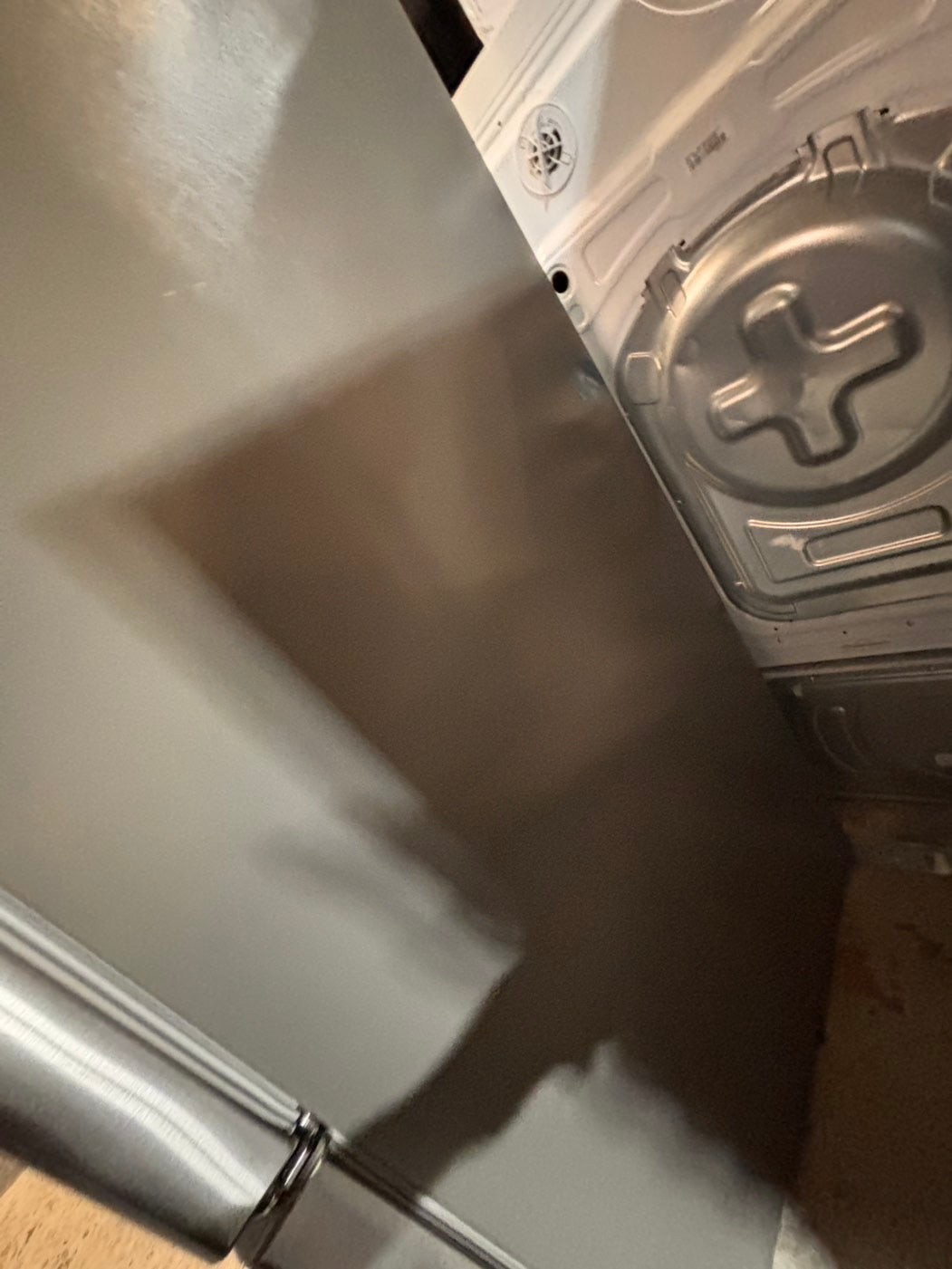 >* LG 33” bottom freezer fridge stainless steel with iced maker inside used -refurbished 30” #LGB5K2B