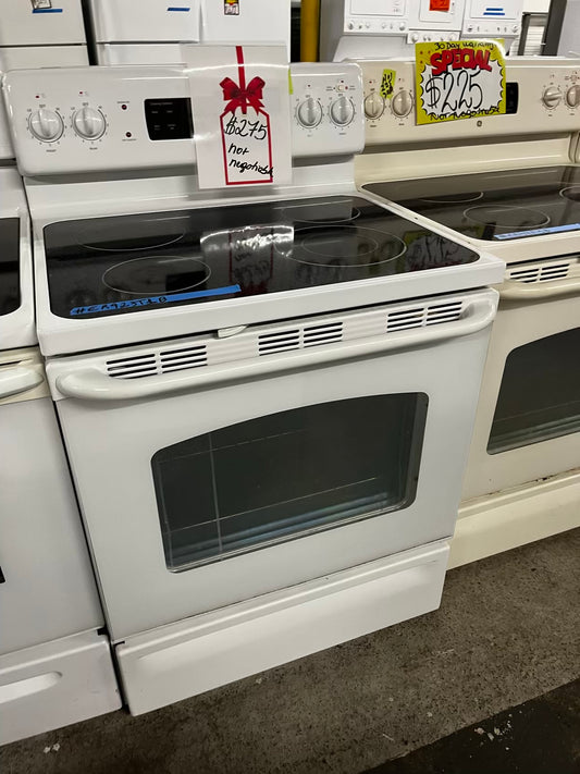🎄Holiday Sale 🎁GE glass top electric range 220v 4 burner Refurbished bake Broil hi/lo in white 30" #ER923T1B