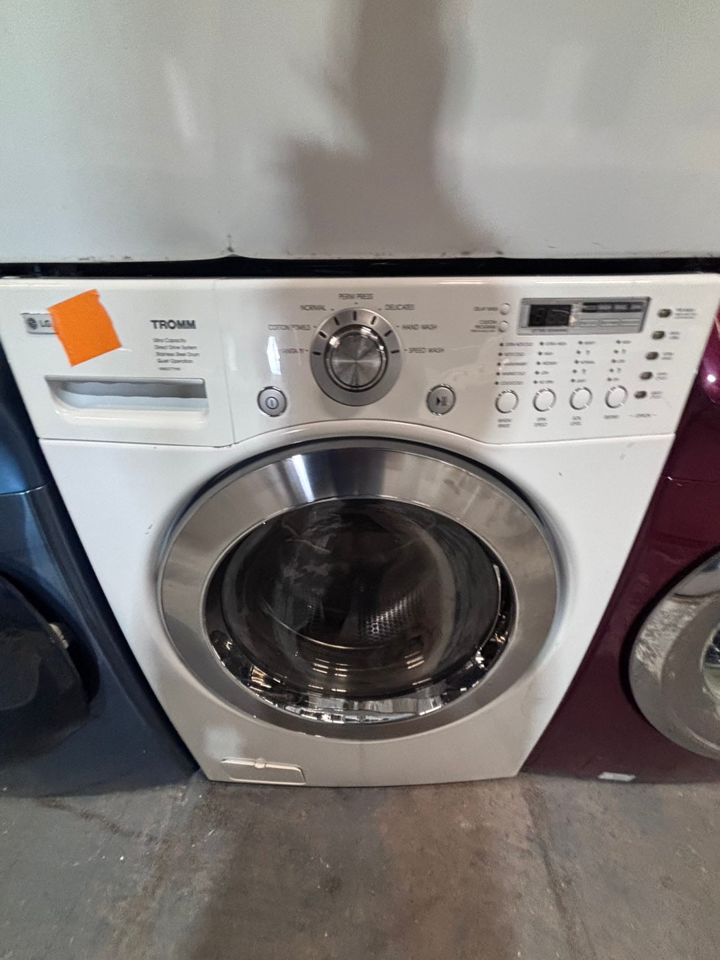 } special🎉LG  washer & dryer set electric 220v front load stackable or side by side - sensor dry , working 💯  with warranty , in white color   #SPM16SET