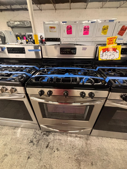 >frigidaire stainless steel Gas range 5 burner  bake broil self clean in used-Refurbished 30” #GF44WB