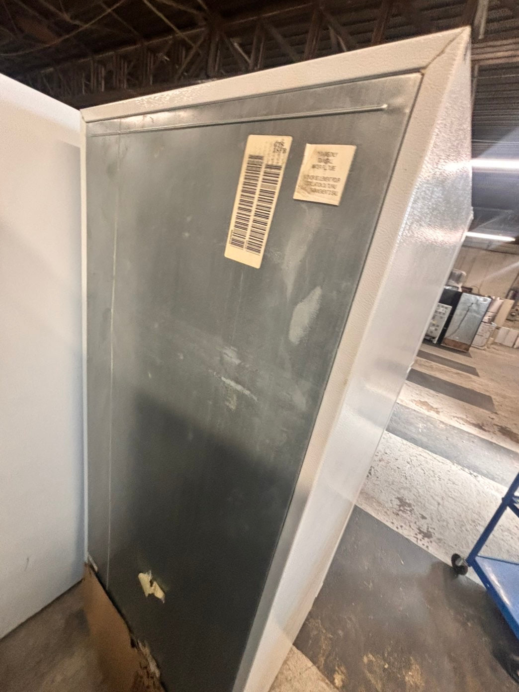 >28”Ge top freezer fridge white used-refurbished #ZRFL81B