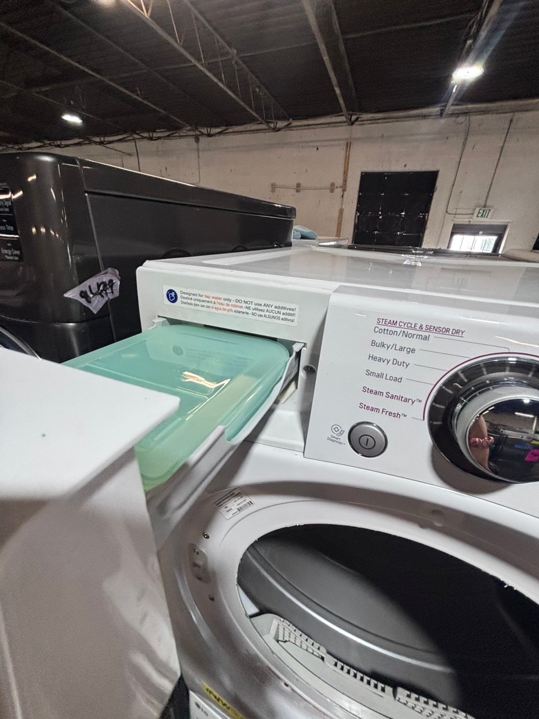 >* special🎉LG washer & dryer set electric 220v front load stackable or side by side - sensor dry in white  #WEAA5SET