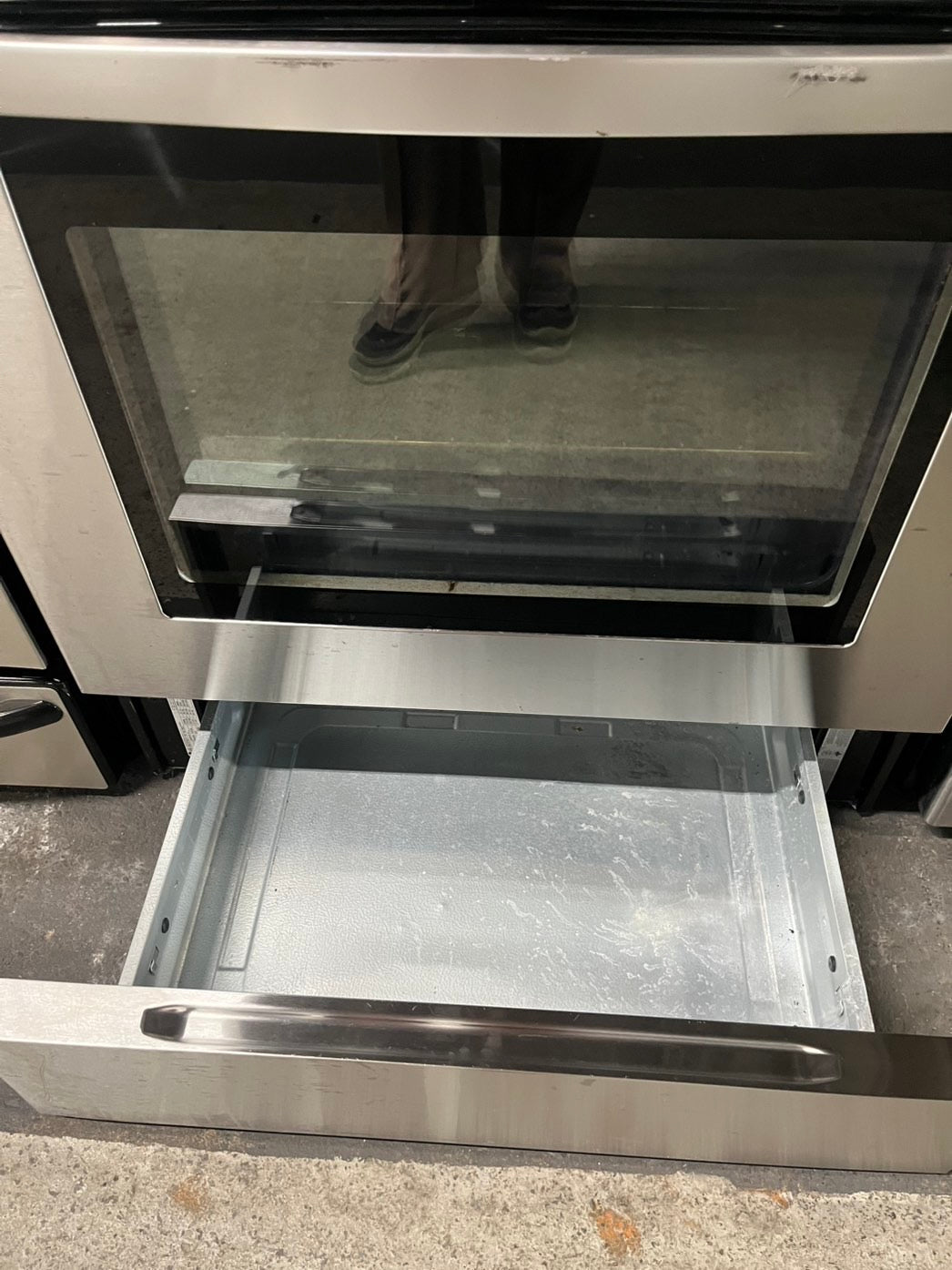 = LG convection oven Gas range 5 burner stainless steel bake broil  -used-Refurbished 30” #GR567B