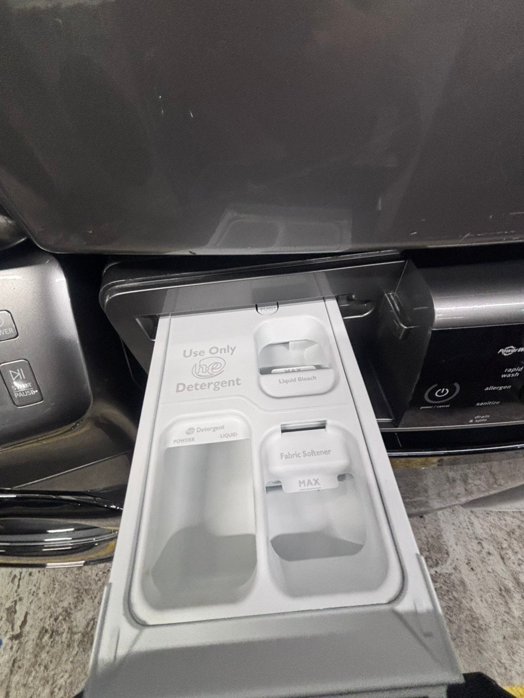 >*maytag white washer 4.5cu. ft. Large capacity, in great condition 27” stackable or side by side  used-refurbished  #FWH846B