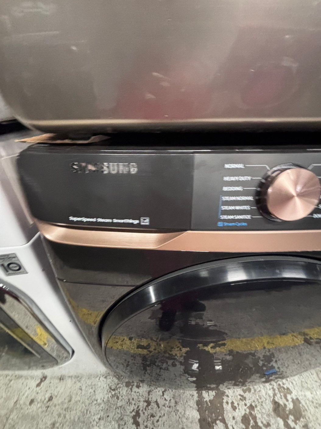 >samsung  front load washer 4.5 cu ft & dryer 7.5 cu ft set electric 220v front load stackable or side by side - sensor dry He in gray   #WDGY6B