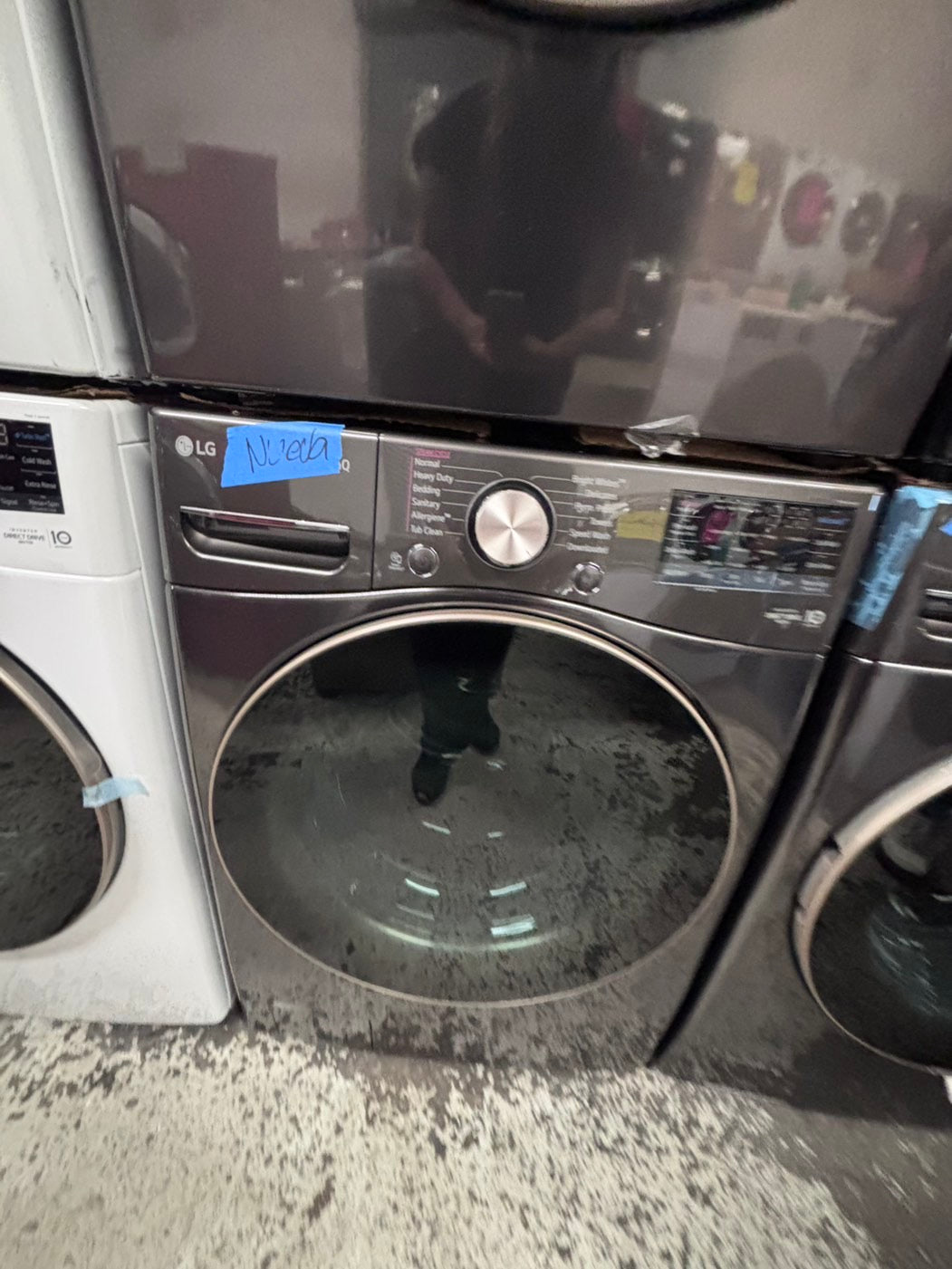 >>LG Open Box 📦 Scratch & Dent 4.5 cu. ft. Ultra Large Capacity Front Load Washer 
 & 7.4 cu. ft. Large Capacity Front Load Electric Dryer - black steel  Set / stock number #WD3A1CB