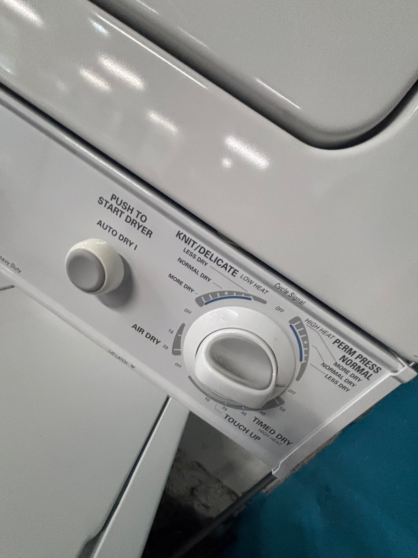 >*kenmore  stacked laundry center Electric 220v washer & dryer set used -in  white 24" #LWCY4B