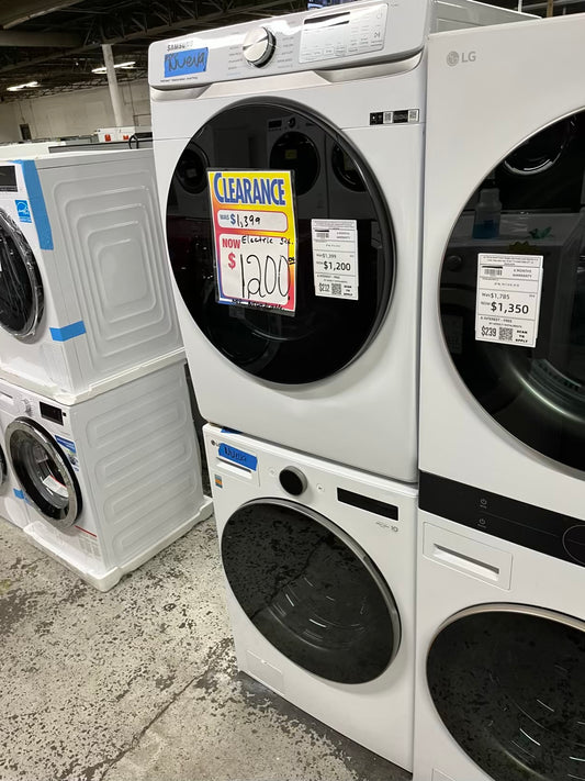 Open Box 📦 Scratch & Dent mix match LG 4.5 cu. ft. Capacity Smart Front Load ENERGY STAR Washer with TurboWash® 360° Al & Samsung 7.5 cu. ft. Vented Smart Stackable Electric 220v Dryer In White w/ Steam 27" in #WD634NB