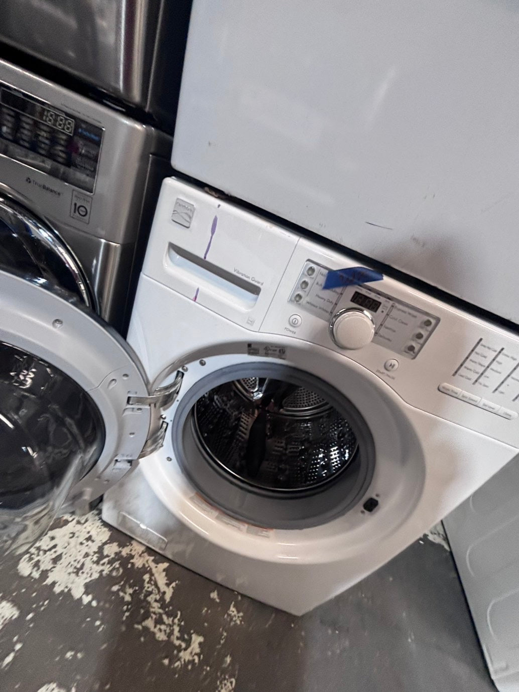 >*early July 4th special 🇺🇸kenmore washer & dryer set electric 220v front load stackable or side by side - sensor dry in white  color #GW1S2BSET