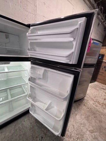}SALE🔥🔥frigidaire 30”18cu.ft -top freezer refrigerator working 💯 stainless steel color -used refurbished 30”  #TBK1TYB