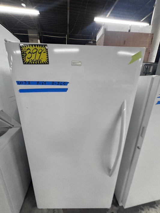 >Frigidaire 17cu.ft cu.ft up-right freezer white 32" #RF171B used-refurbished