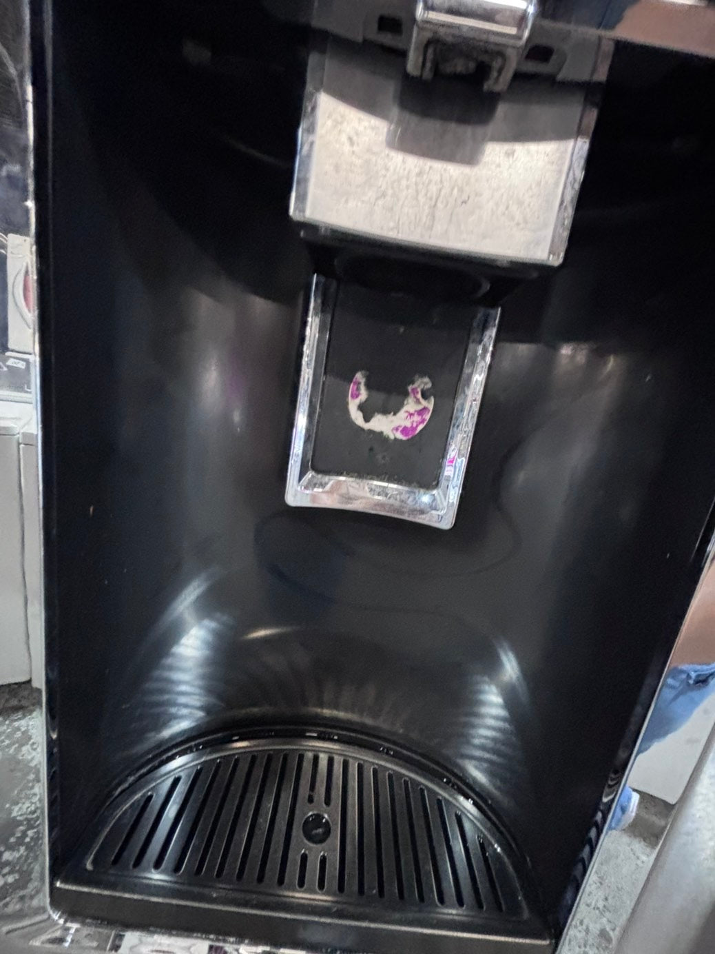 >*kitchen Aid French door Refrigerator counter depth stainless steel w/ ice water dispenser great condition 36"    (👀missing shelf on the door)  used-refurbished #KAF1424B