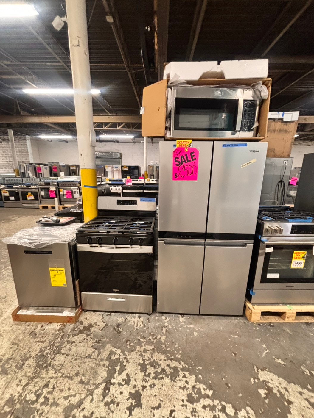 >Special 🎈4pc. Mix & match  Combo new open box costumer return -counter depth french door refrigerator whirlpool 36” w/ice maker inside gas range whirlpool five burners ,new open box over the range microwave GE & new open box dishwasher beko #RFWQ63PC