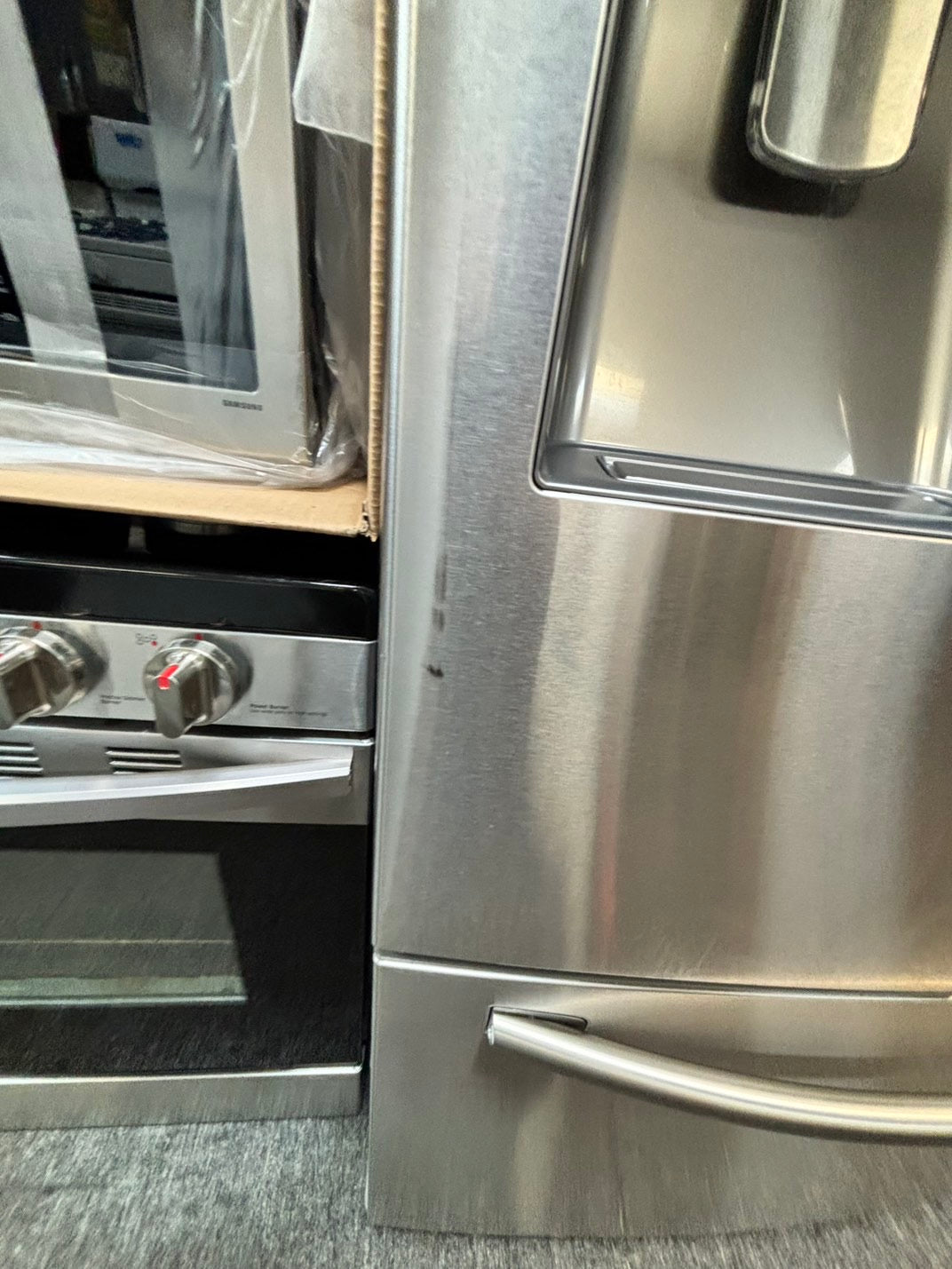 🎁Christmas sale🎄🎅 | Samsung  kitchen combo / furnished Refrigerator counter-depth ,gas range, New microwave and dishwasher -💥4 appliances💥#RFGSDW90L