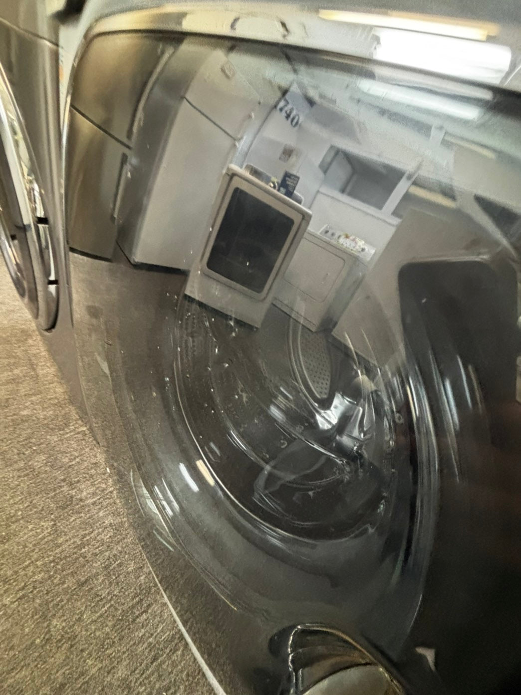 -LG steam cycle washer 4.5 cu ft & dryer 7.5 cu ft set electric 220v front load stackable sensor dry He In white #WD834JL