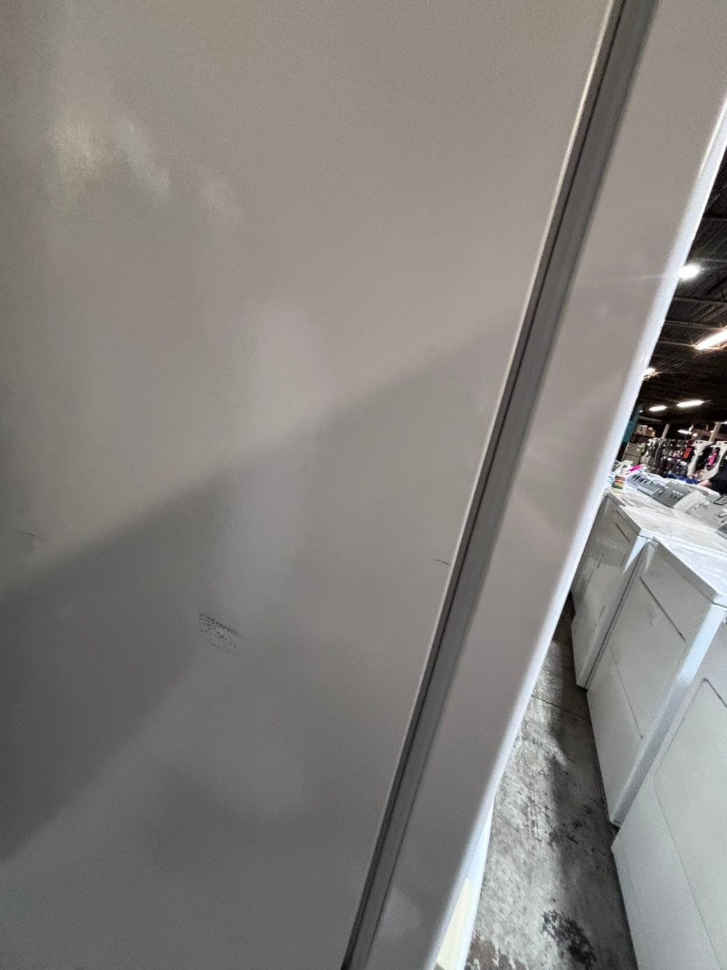 >* special🔥used-Refurbished Whirlpool white 36”w x69h x 29.1/5 depth refrigerator w/ice maker inside 36 “ #FDW4U3B