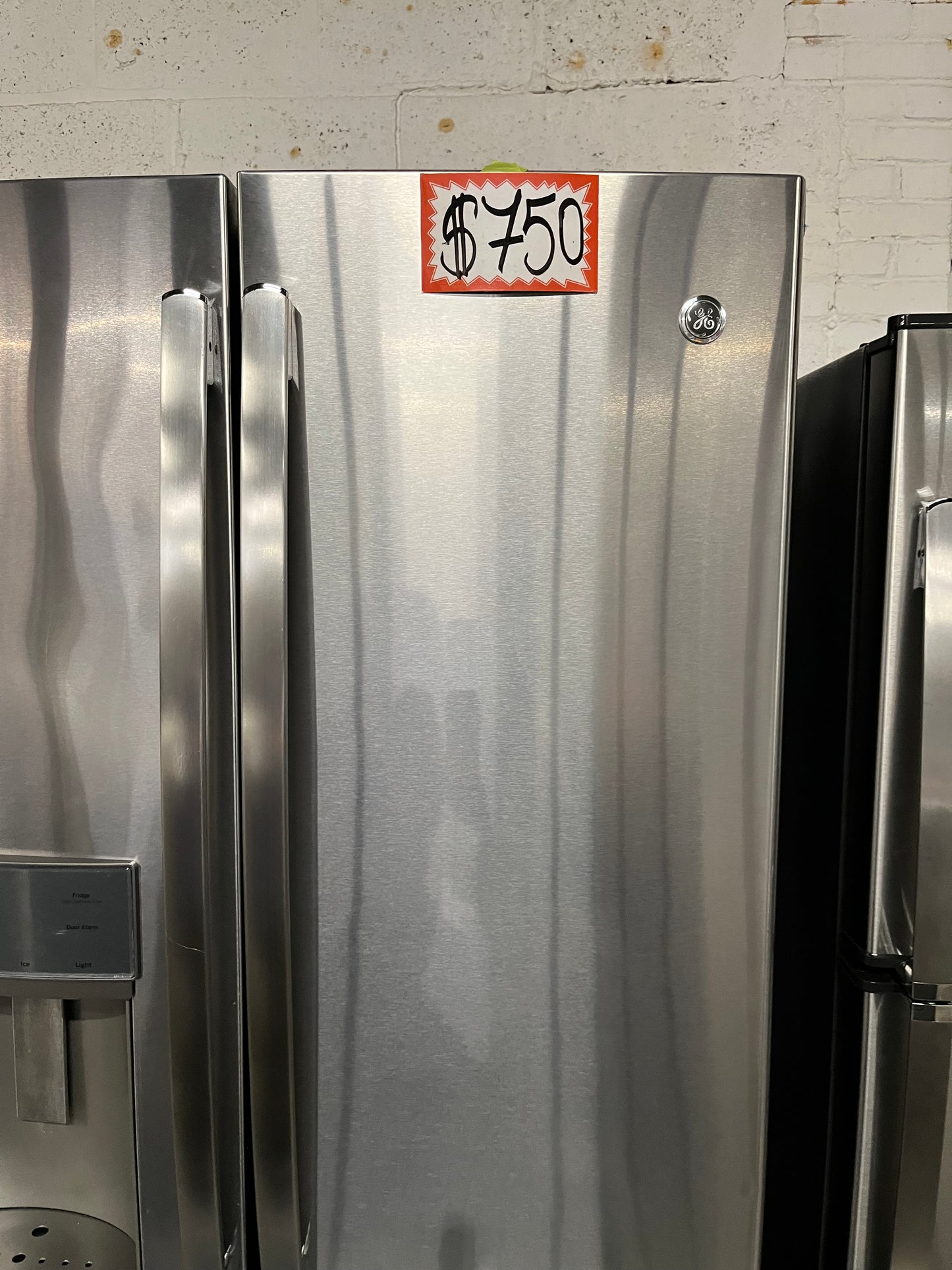 *Used | Refurbished GE profile 36” 28cu.ft. French door refrigerator stainless steel w/ice water dispenser 36" stock number #RF280B