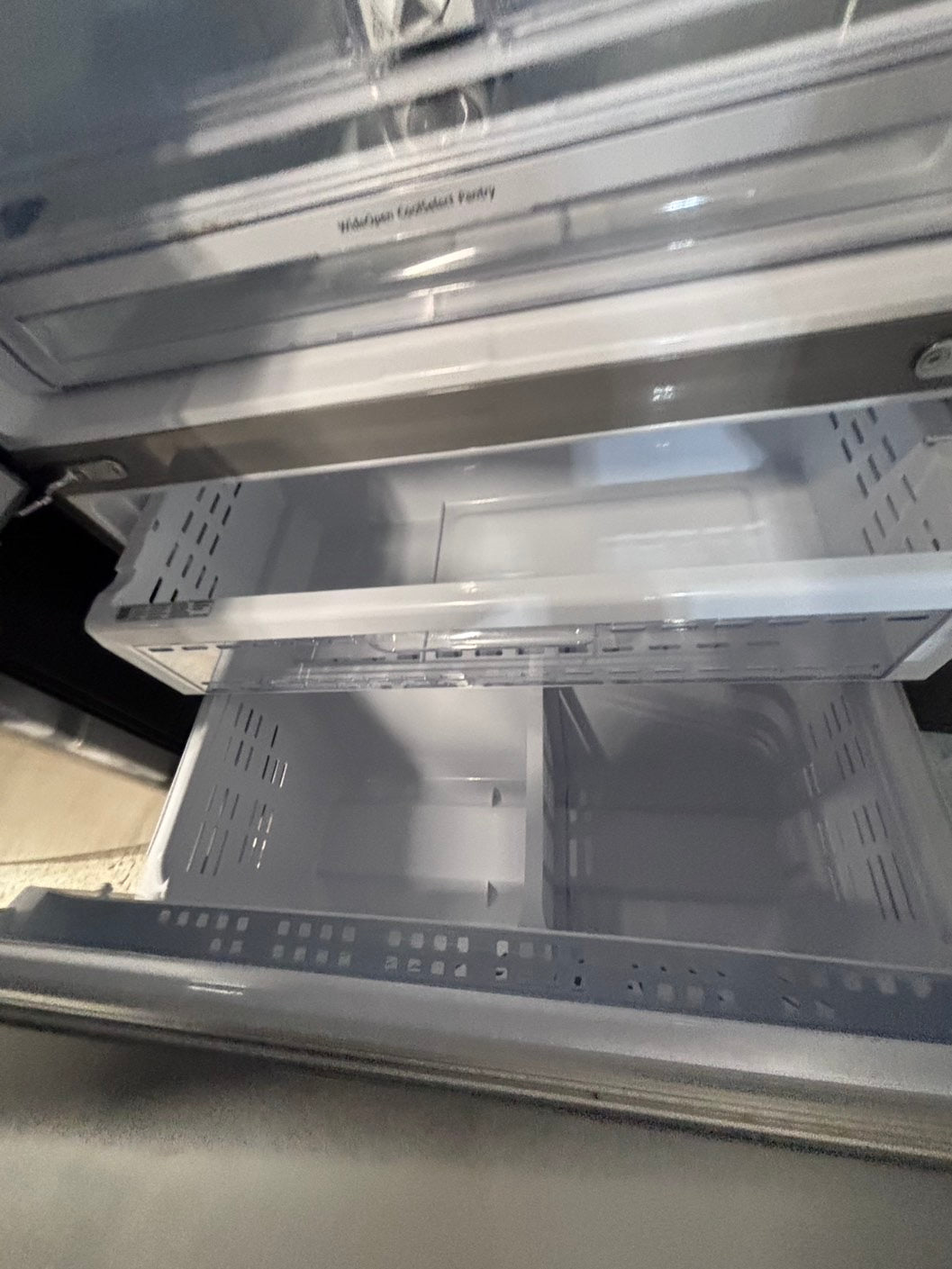 >*36”samsung counter depth French doors  fridge  stainless steel (ice maker & water doesn’t work) doesn’t affect on the others functions. 36” #SA24MAB