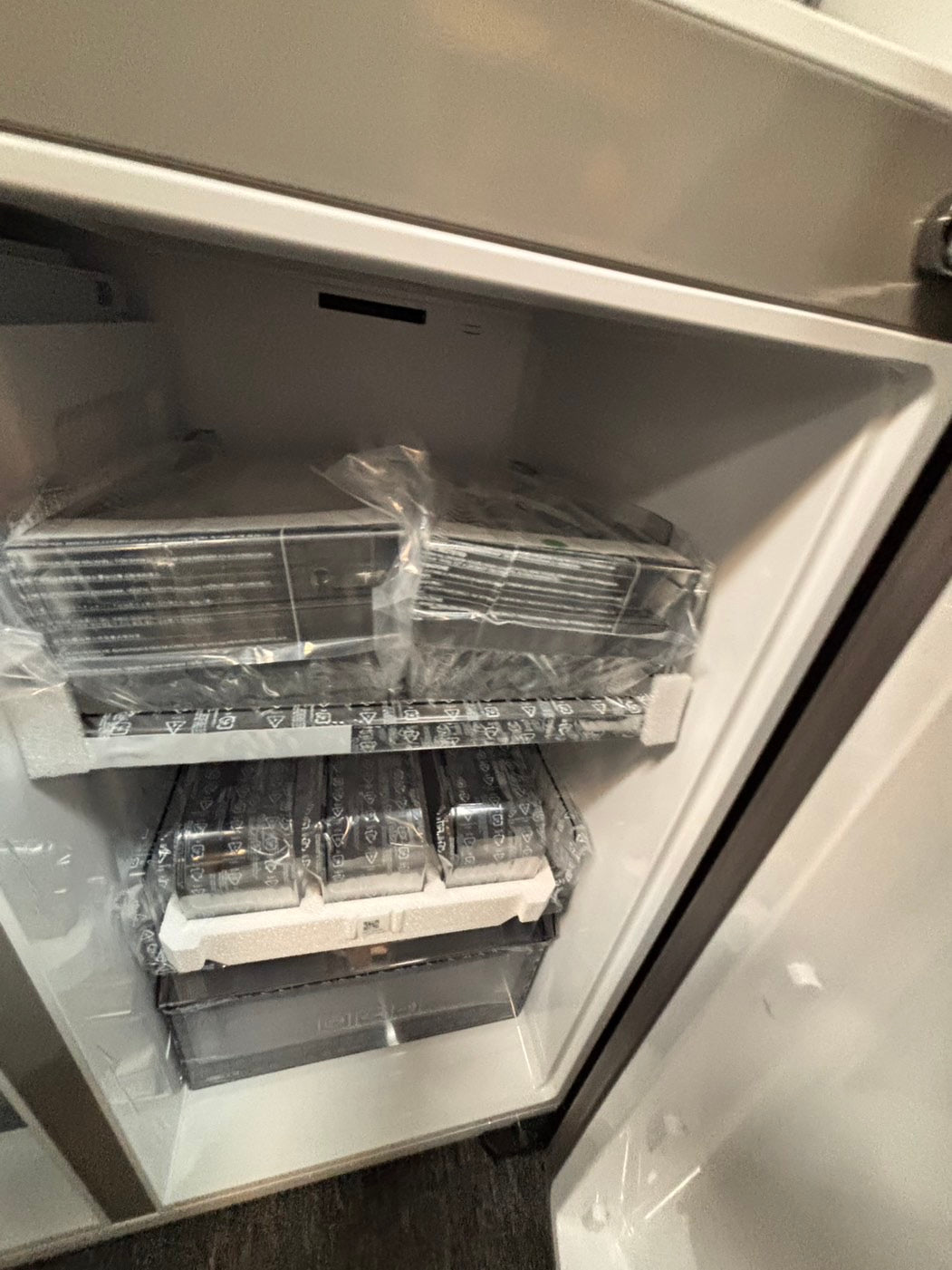 >New open box 📦 samsung 4-doors Counter Depth French Door Refrigerator 22cu.ft in Stainless Steel  #RFSGG1B 36” in