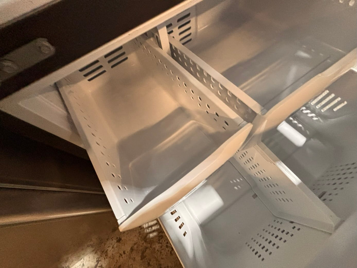 }}LG used-Refurbished LG 36”w x69h x 30” depth refrigerator stainless steel w/ice & water dispenser  #FDLD773B