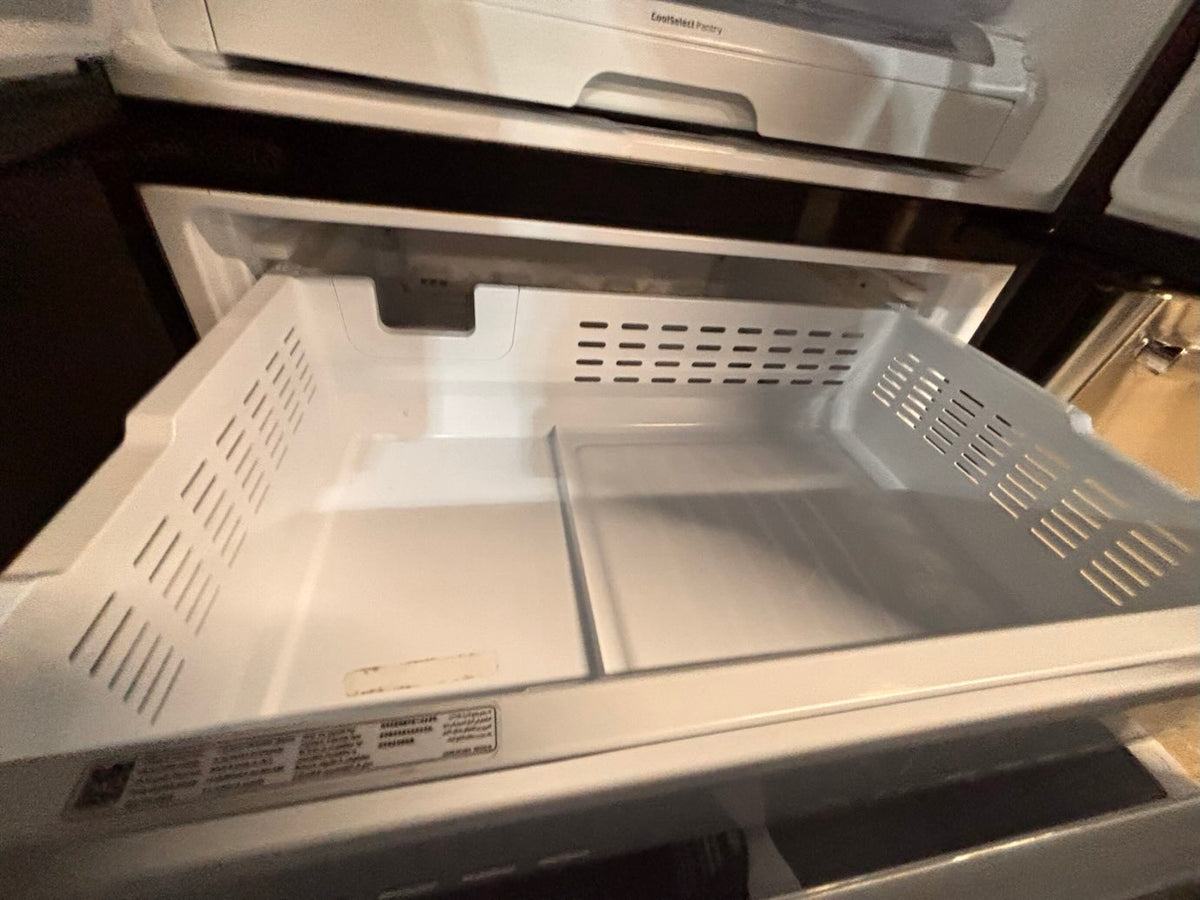 }} SALE 🔥36”Samsung French doors  fridge  stainless steel ((ice maker  doesn’t work) only water works , , doesn’t affect on the others functions. #FDSB13WB