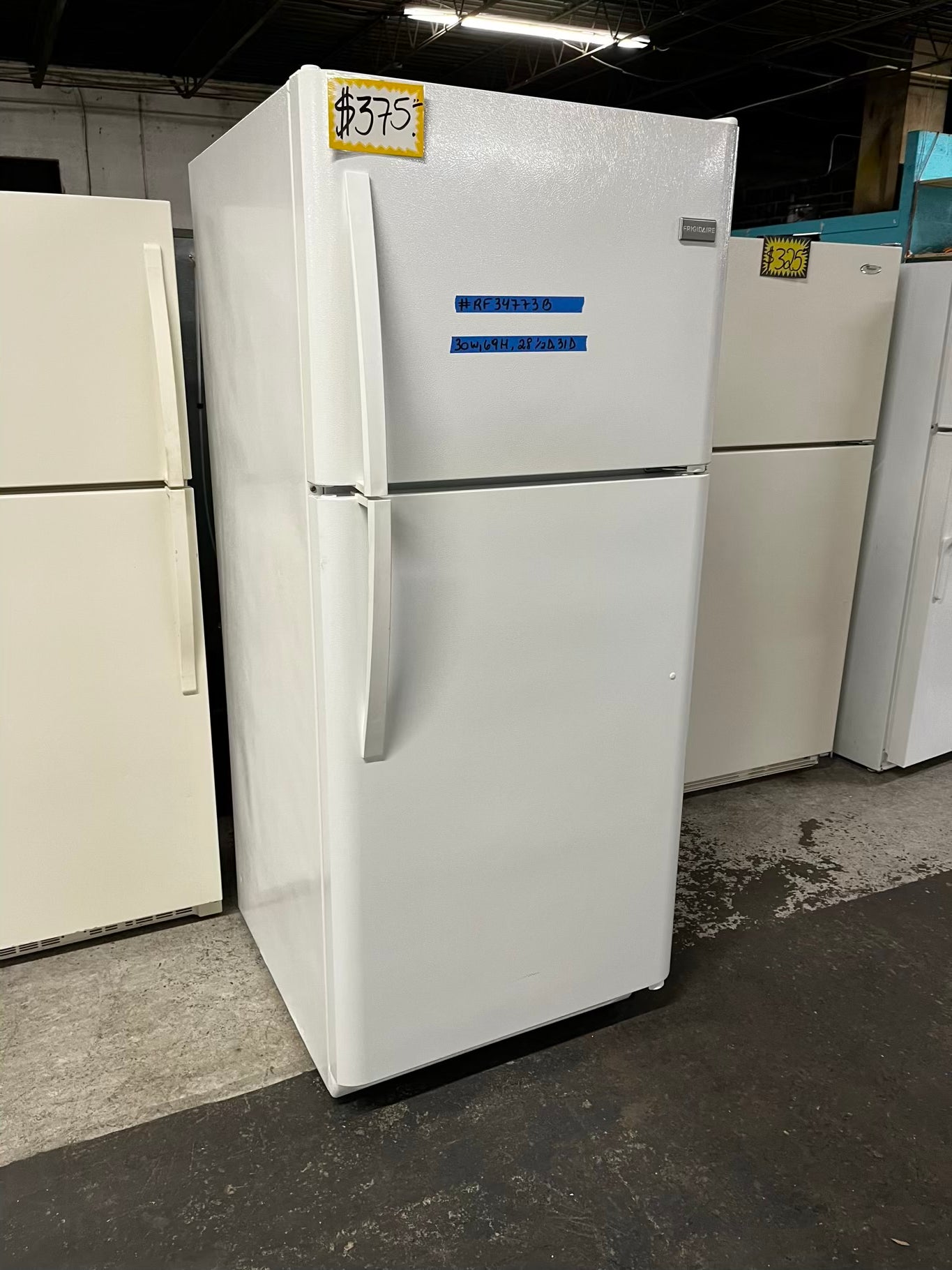 * Frigidaire top freezer refrigerator in white no ice maker 30" #RF34773B