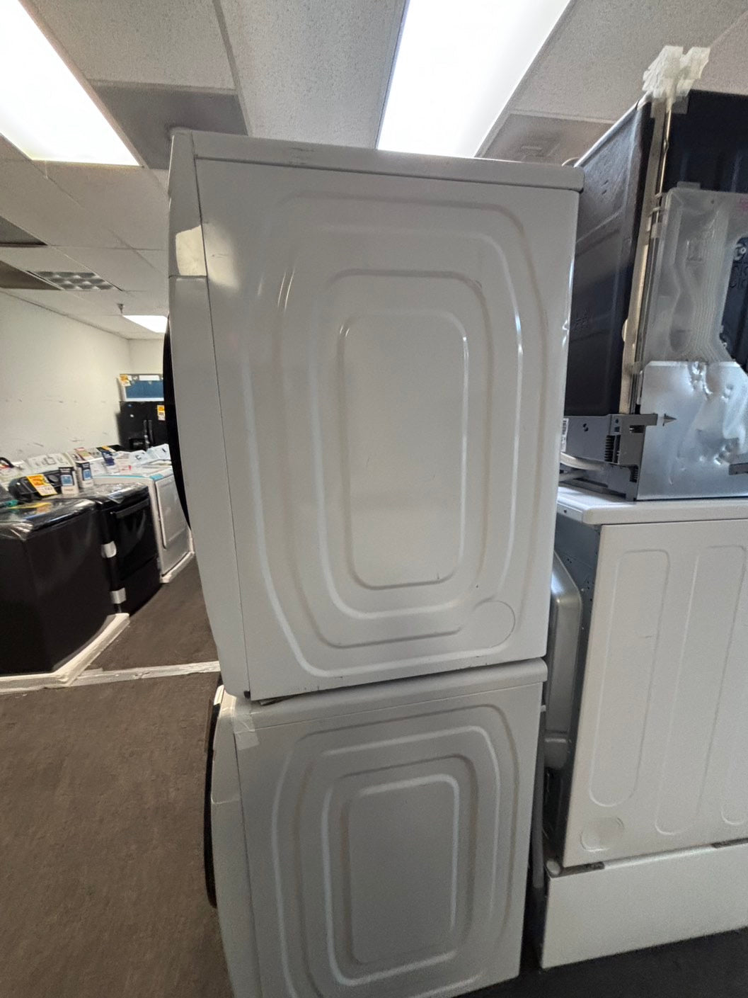 >Open Box 📦 Scratch & Dent mix match Samsung 5.0cu. ft. High-Efficiency Front Load Washer  with Self-Clean+ & Samsung 7.5 cu. ft. Vented Smart Stackable Electric 220v Dryer In White w/ Steam 27" in #WM315TBSET