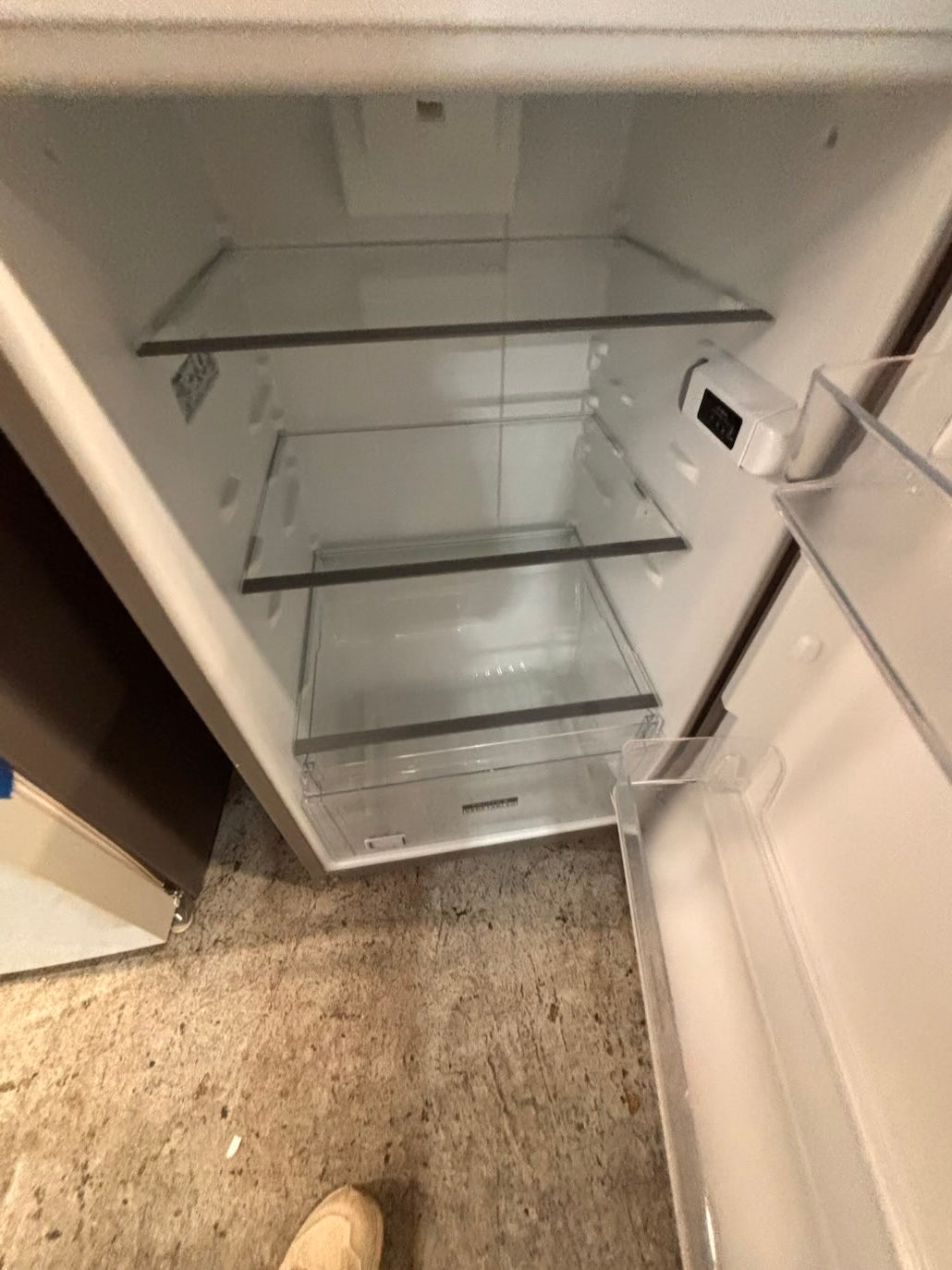 }}24” x 60”height ,whirlpool top freezer refrigerator stainless steel used,refurbished #RFDD6BB