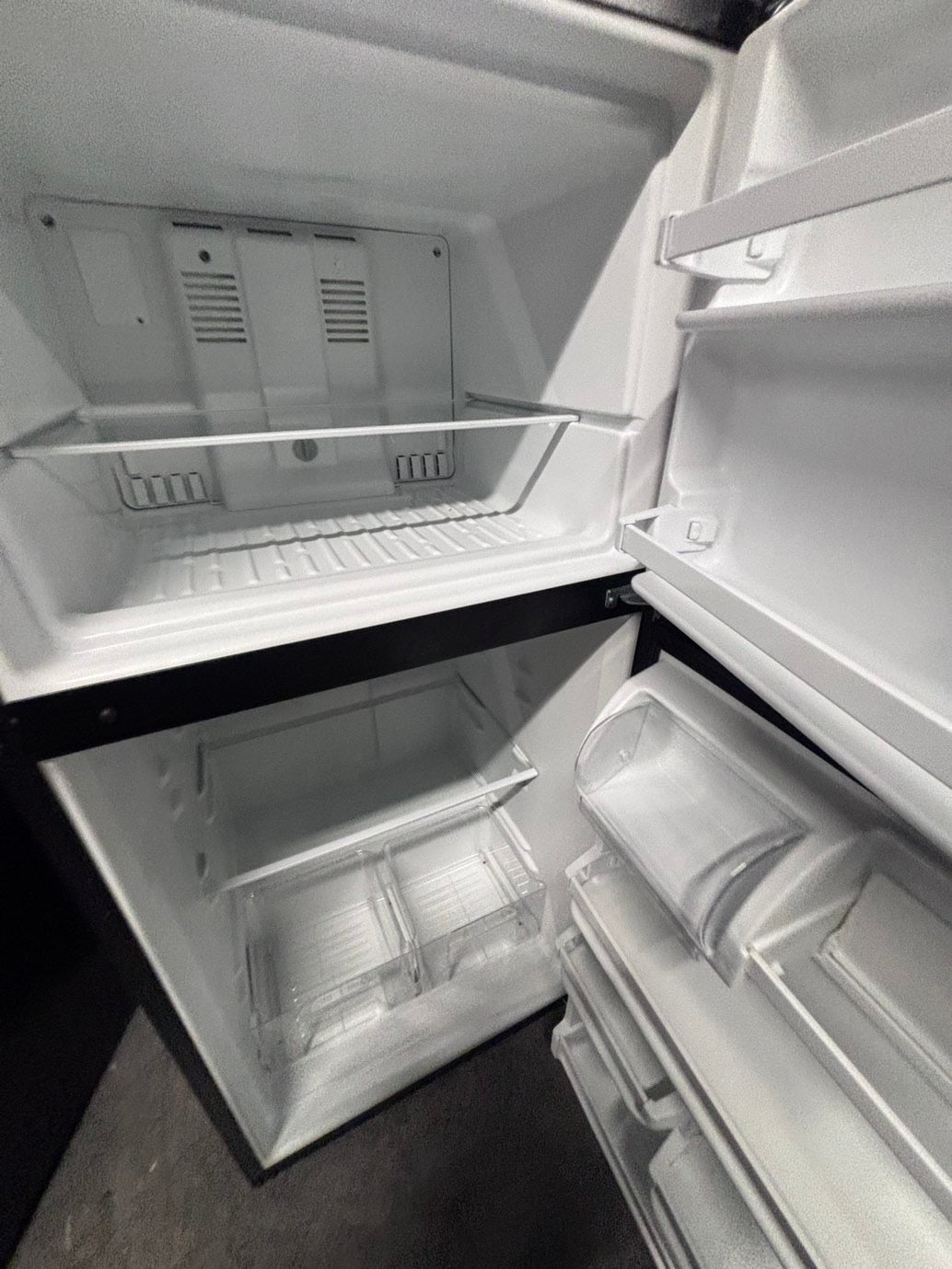 >*special🔥Whirlpool stainless steel top freezer refrigerator used-refurbished 30" #RFTY1BB